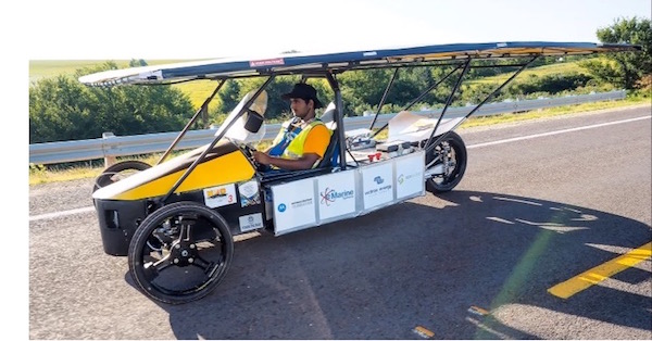 Wing solar car