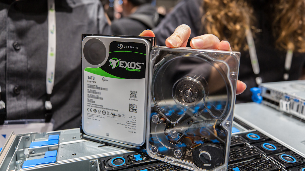 Seagate Exos X14 and MACH.2 Multi Actuator sample at Microsoft's booth OCP 2018