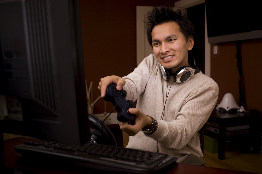 PC gaming or laptop gaming